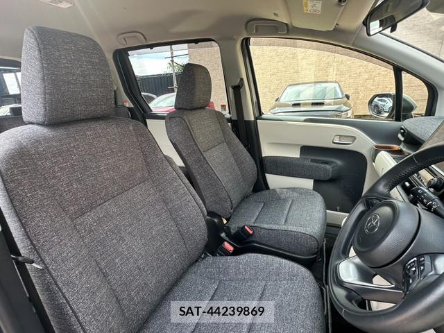 Toyota SIENTA 2023-07 8224647-6
