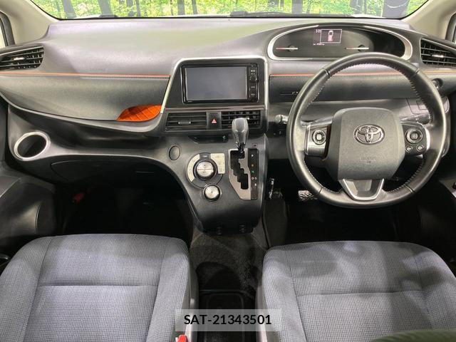 Toyota SIENTA 2015-07 8224713-1