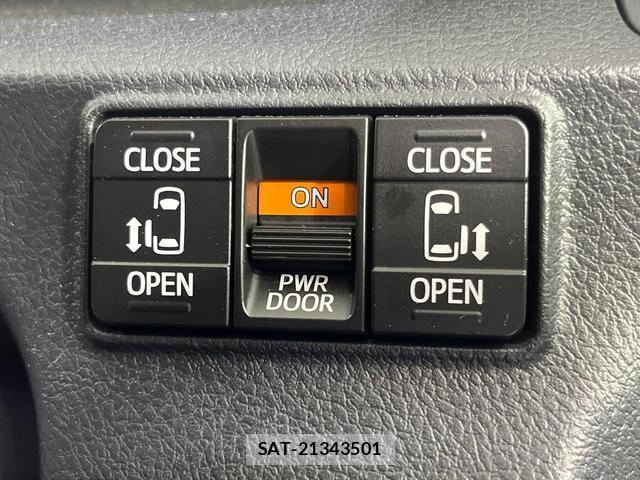 Toyota SIENTA 2015-07 8224713-4