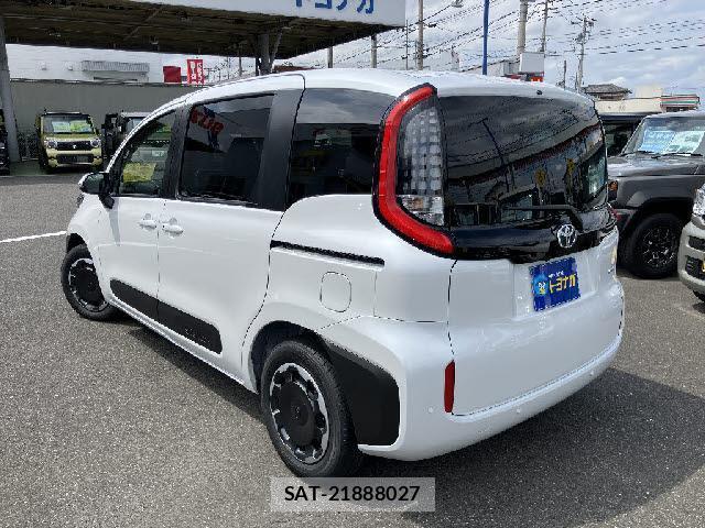 Toyota SIENTA 2026-05 8224812-4