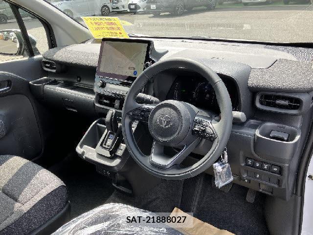 Toyota SIENTA 2026-05 8224812-6