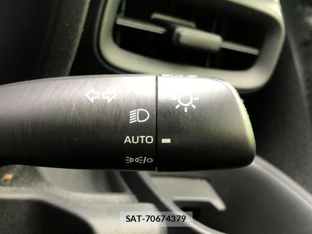 Toyota SIENTA 2023-10 8225093-14