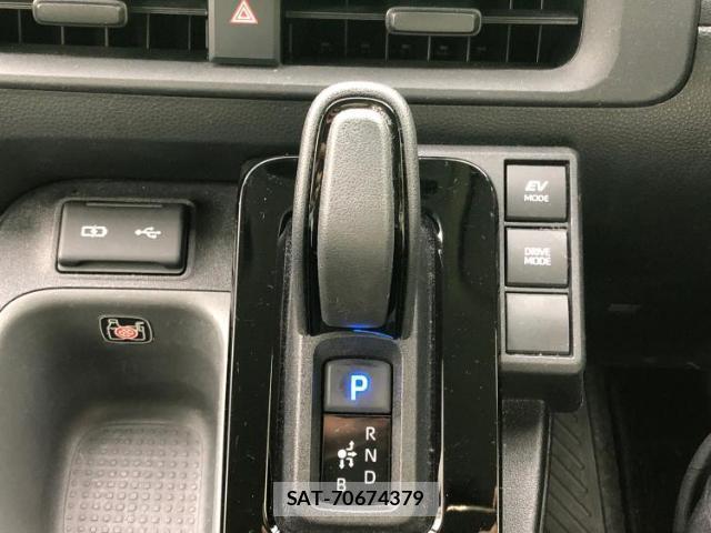 Toyota SIENTA 2023-10 8225093-16