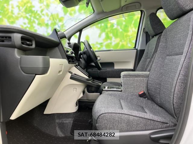 Toyota SIENTA 2024-05 8225338-6