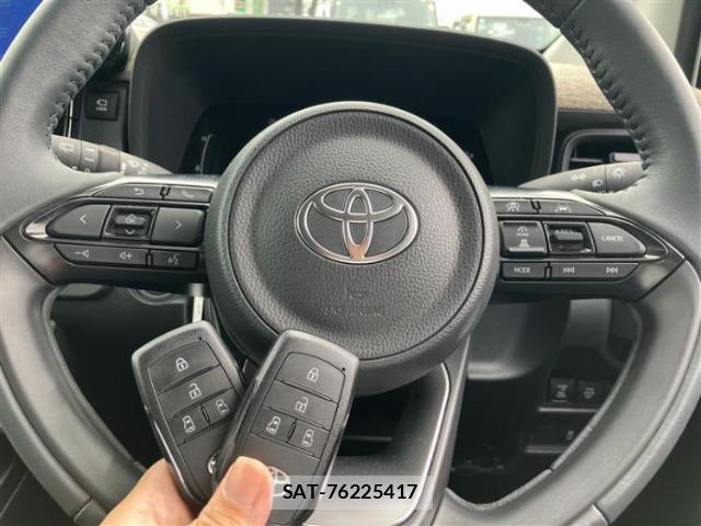 Toyota SIENTA 2025-07 8225538-17