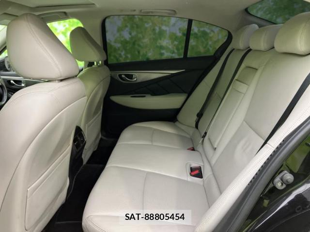 Nissan SKYLINE 2015-12 8220182-6