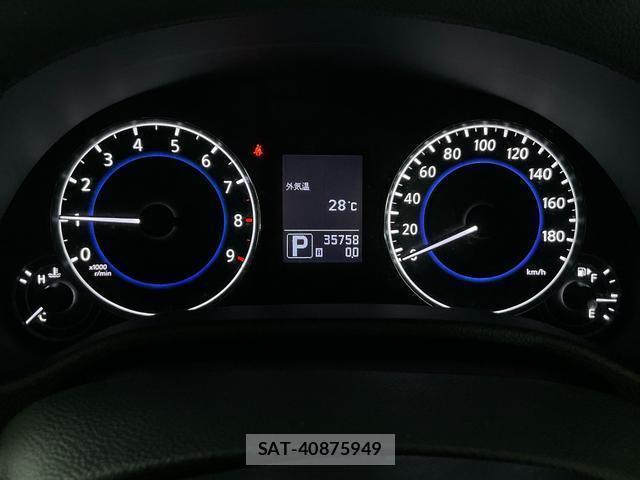 Nissan SKYLINE 2014-11 8220646-12