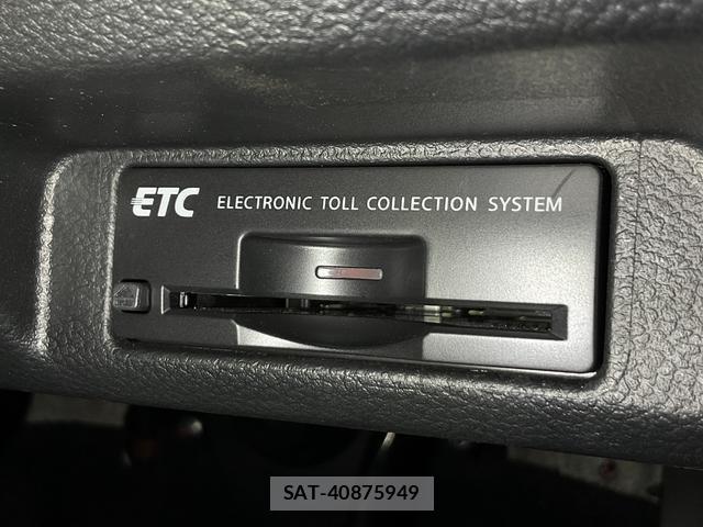 Nissan SKYLINE 2014-11 8220646-15