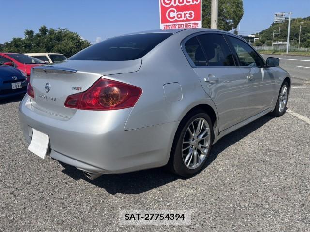 Nissan SKYLINE 2010-10 8222829-10