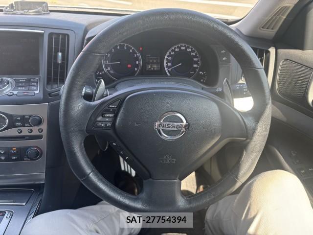 Nissan SKYLINE 2010-10 8222829-2
