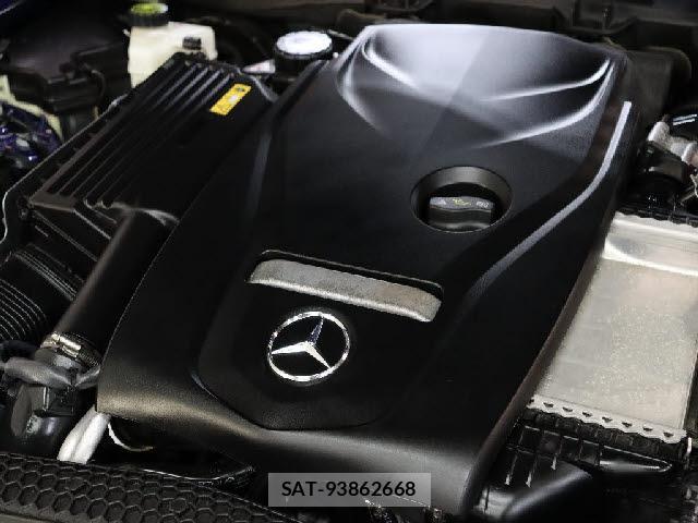 Mercedes Benz SLC 2017-03 8219577-5
