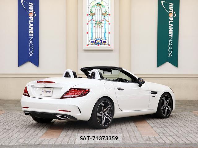 Mercedes Benz SLC 2020-09 8222607-1