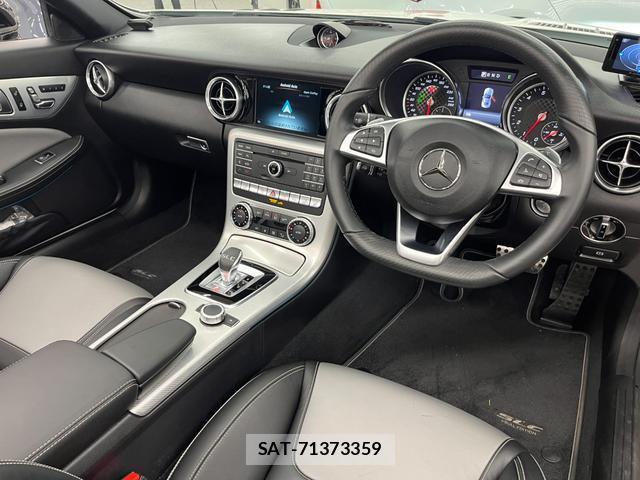 Mercedes Benz SLC 2020-09 8222607-2