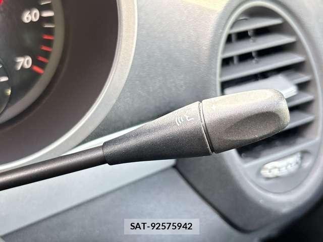 Mercedes Benz SLK 2005-08 8218369-17