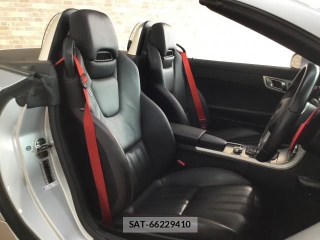 Mercedes Benz SLK 2011-11 8224021-14