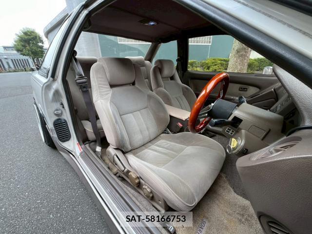Toyota SOARER 1989-11 8221921-6