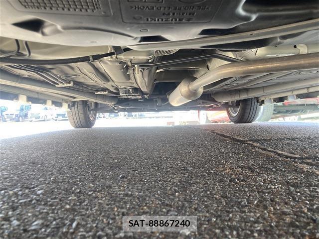 Suzuki SOLIO 2019-06 8220941-19
