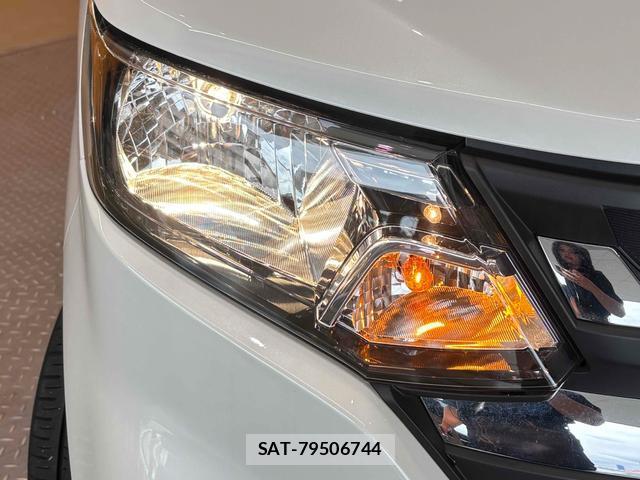 Suzuki SOLIO 2025-05 8221312-12