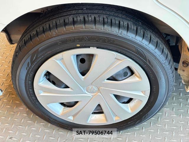 Suzuki SOLIO 2025-05 8221312-14