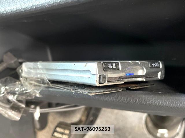 Suzuki SOLIO 2014-08 8222865-6