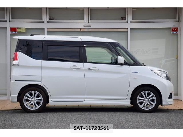 Suzuki SOLIO 2017-09 8223219-2