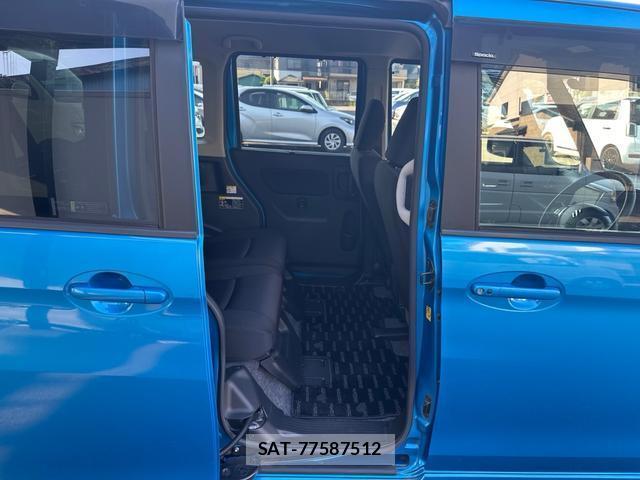 Suzuki SPACIA 2017-07 8218419-12