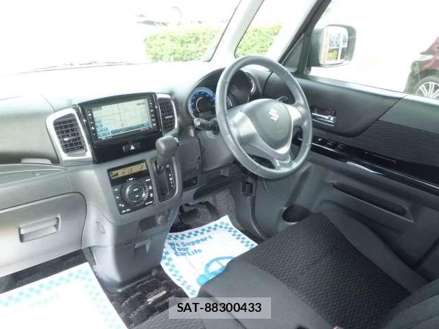 Suzuki SPACIA 2013-10 8217159-10
