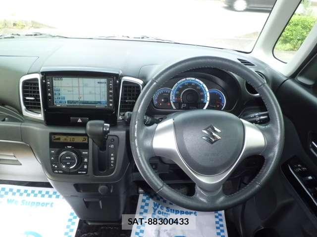 Suzuki SPACIA 2013-10 8217159-2