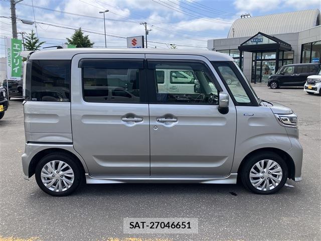 Suzuki SPACIA 2018-06 8218787-3