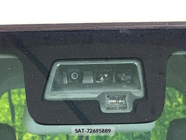 Suzuki SPACIA 2018-09 8219129-3