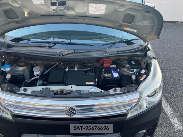 Suzuki SPACIA 2014-04 8219222-18