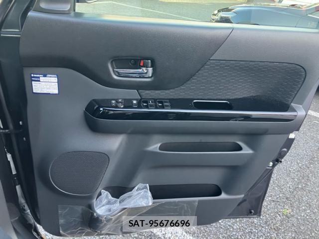 Suzuki SPACIA 2014-04 8219222-19