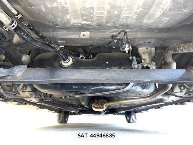 Suzuki SPACIA 2018-03 8220398-19