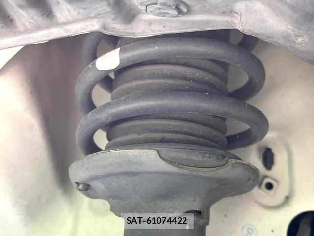 Suzuki SPACIA 2018-07 8220863-19