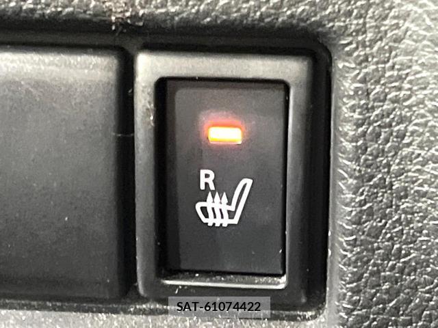 Suzuki SPACIA 2018-07 8220863-5