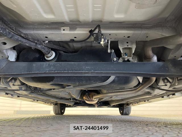 Suzuki SPACIA 2019-12 8221647-18