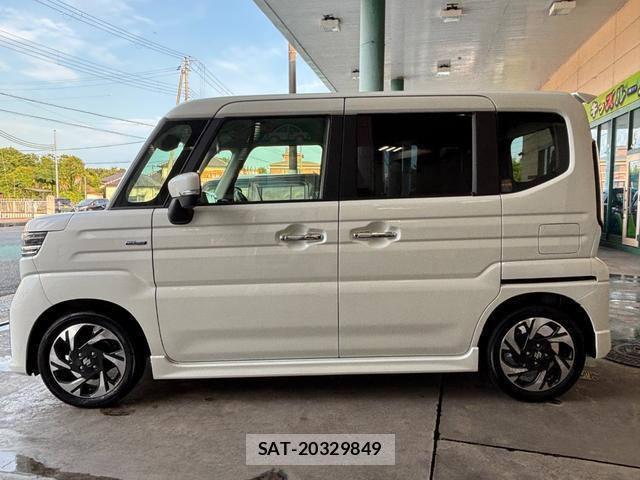 Suzuki SPACIA 2024-05 8221870-5