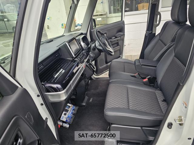 Suzuki SPACIA 2022-03 8222292-4