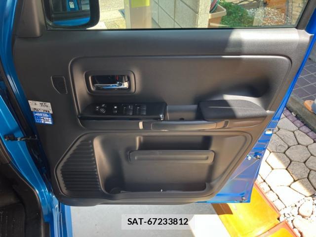 Suzuki SPACIA 2019-07 8223596-10