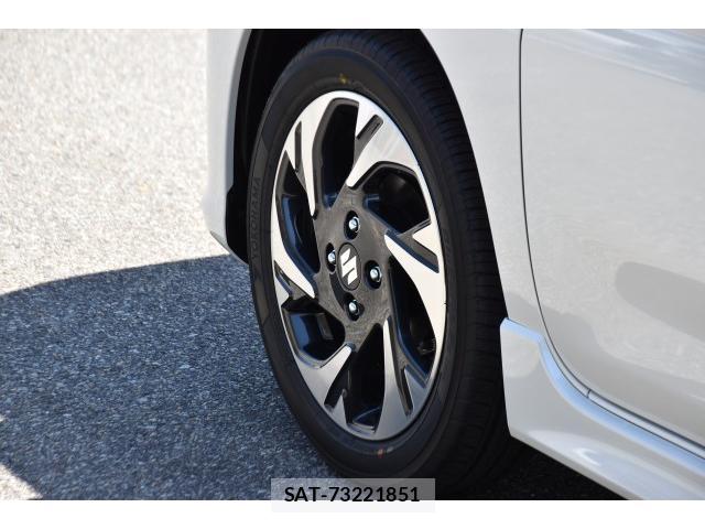 Suzuki SPACIA 2026-07 8223780-6