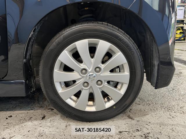 Suzuki SPACIA 2013-07 8224982-8