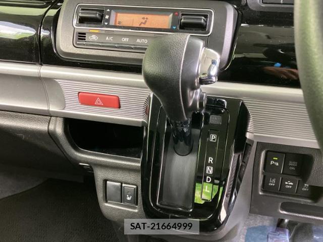 Suzuki SPACIA 2019-04 8225065-16