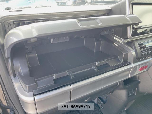 Suzuki SPACIA 2019-12 8218471-13