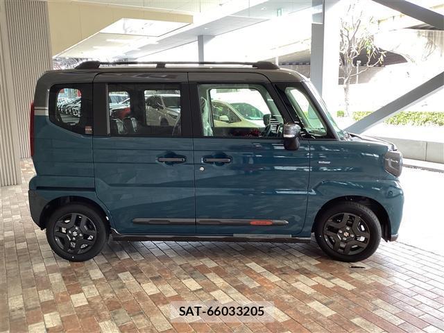 Suzuki SPACIA 2024-10 8220925-6