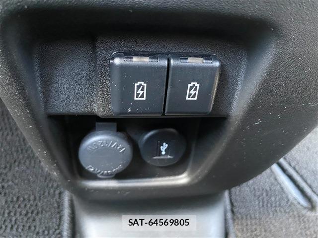 Suzuki SPACIA 2022-10 8221003-19