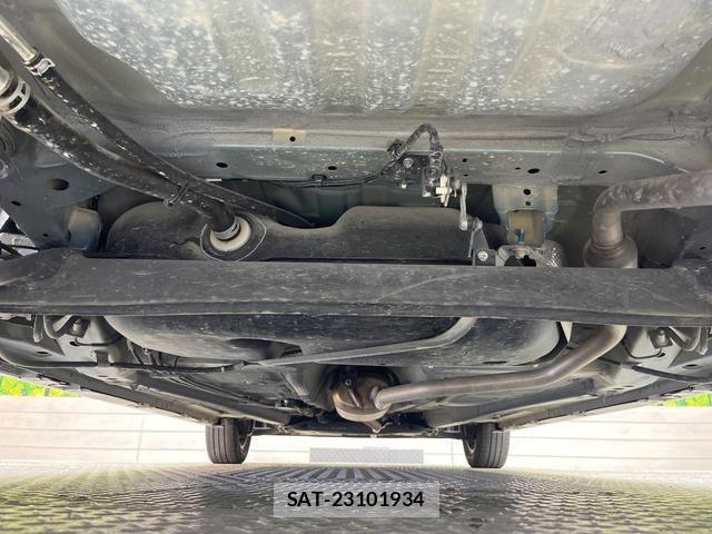 Suzuki SPACIA 2021-08 8222639-18