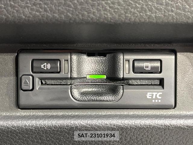 Suzuki SPACIA 2021-08 8222639-4