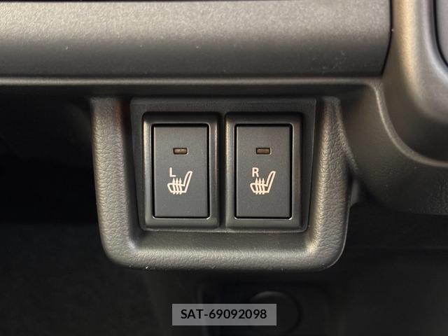 Suzuki SPACIA 2025-11 8216890-9