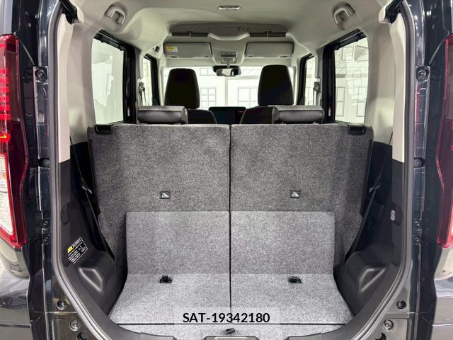 Suzuki SPACIA 2025-12 8216904-18