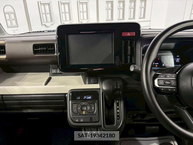 Suzuki SPACIA 2025-12 8216904-3